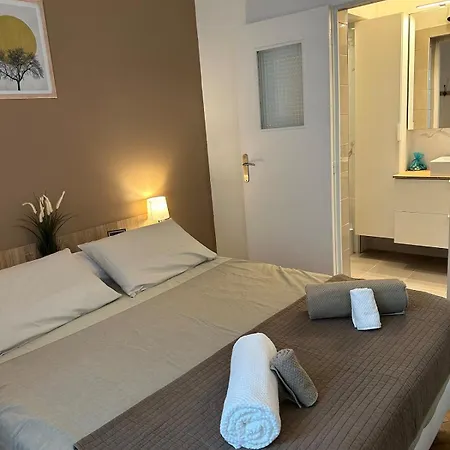 A Sweet Escape For Two Nizza