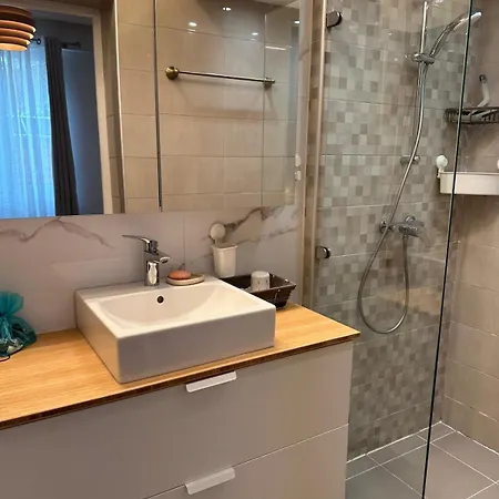 A Sweet Escape For Two * 尼斯